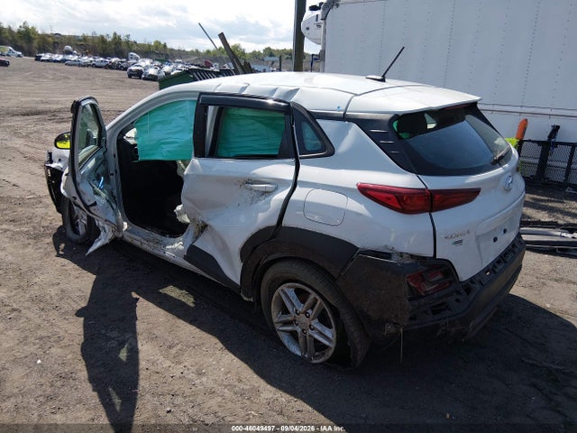 2021 Hyundai Kona Se მანქანა იყიდება აუქციონზე, vin: KM8K12AA8MU663898, აუქციონის ნომერი: 46049497