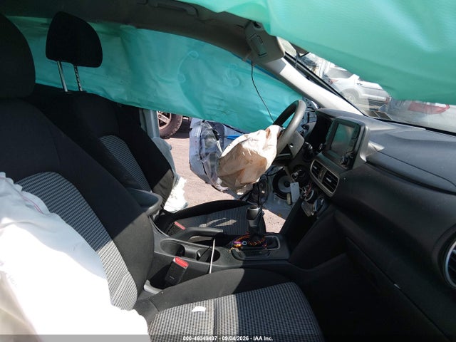2021 Hyundai Kona Se მანქანა იყიდება აუქციონზე, vin: KM8K12AA8MU663898, აუქციონის ნომერი: 46049497