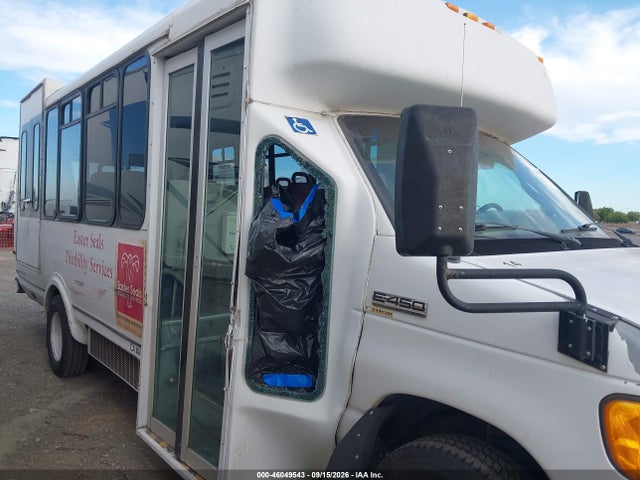 2006 Ford E-450 Cutaway მანქანა იყიდება აუქციონზე, vin: 1FDXE45S96DB10172, აუქციონის ნომერი: 46049543