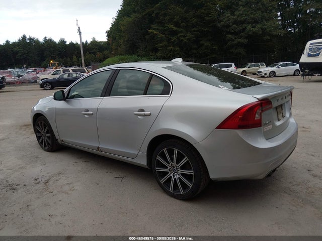 2014 Volvo S60 T6 მანქანა იყიდება აუქციონზე, vin: YV1902FH5E2278804, აუქციონის ნომერი: 46049575