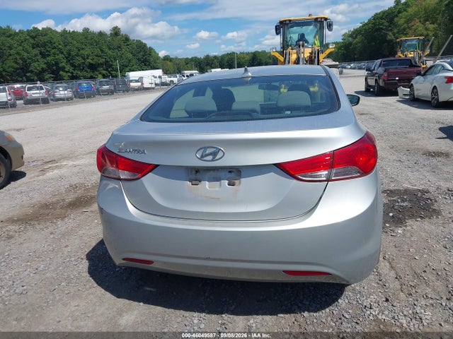 2013 Hyundai Elantra Gls მანქანა იყიდება აუქციონზე, vin: 5NPDH4AE5DH403931, აუქციონის ნომერი: 46049587