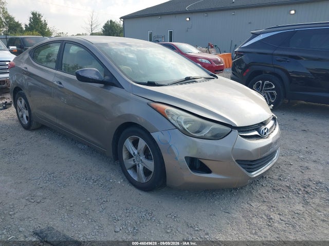 46049628 :رقم المزاد ، 5NPDH4AE3DH300135 vin ، 2013 Hyundai Elantra Gls مزاد بيع