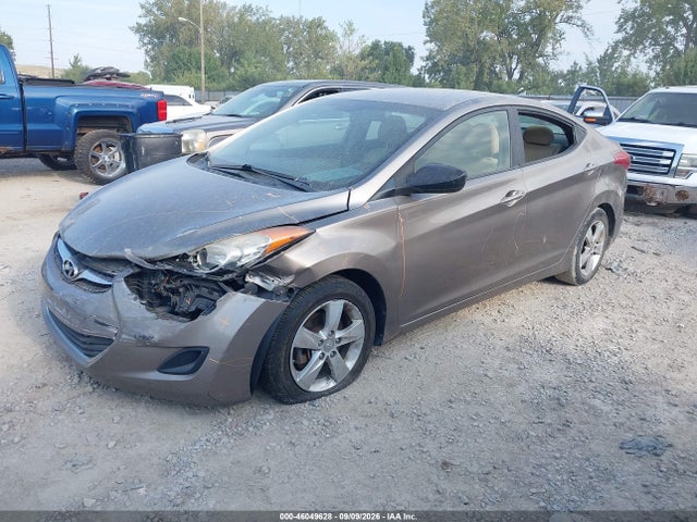 46049628 :رقم المزاد ، 5NPDH4AE3DH300135 vin ، 2013 Hyundai Elantra Gls مزاد بيع