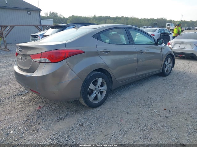 46049628 :رقم المزاد ، 5NPDH4AE3DH300135 vin ، 2013 Hyundai Elantra Gls مزاد بيع