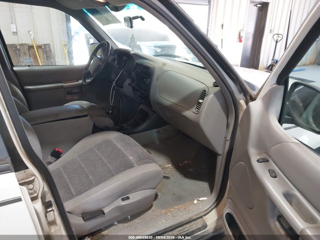 Продажа на аукционе авто 1998 Ford Explorer Eddie Bauer/limited/xl/xlt, vin: 1FMZU34E2WUA60863, номер лота: 46049630