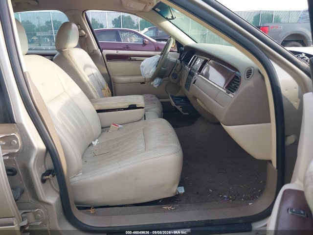 Aukcja sprzedaży 2005 Lincoln Town Car Signature, vin: 1LNHM81W85Y671137, numer aukcji: 46049636