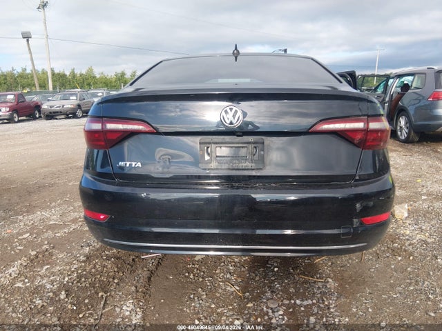 46049645 :رقم المزاد ، 3VWC57BU9MM096329 vin ، 2021 Volkswagen Jetta مزاد بيع