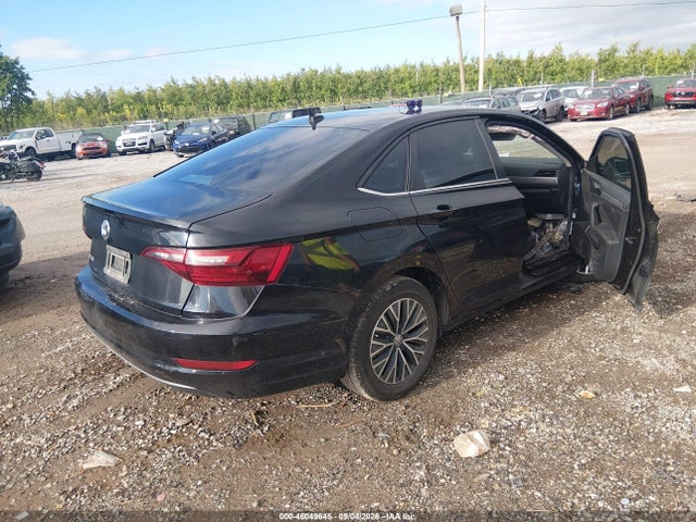 46049645 :رقم المزاد ، 3VWC57BU9MM096329 vin ، 2021 Volkswagen Jetta مزاد بيع