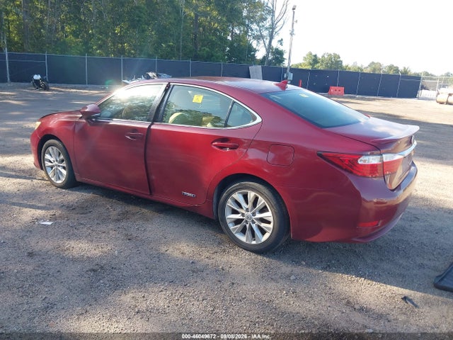 2014 Lexus Es 300h მანქანა იყიდება აუქციონზე, vin: JTHBW1GG0E2055185, აუქციონის ნომერი: 46049672