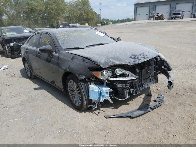 46049685 :رقم المزاد ، JTHBK1GG5F2209693 vin ، 2015 Lexus Es 350 مزاد بيع