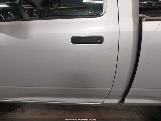 Продажа на аукционе авто 2019 Ram 1500 Classic Tradesman  4x4 6'4 Box, vin: 3C6JR7AG1KG503329, номер лота: 46049694