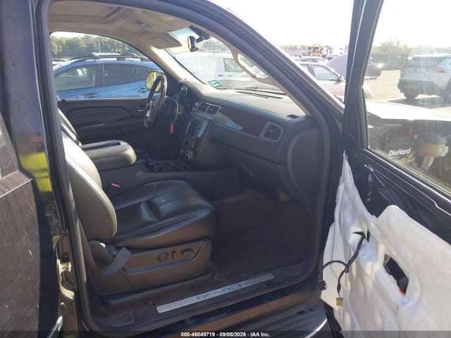 Продажа на аукционе авто 2009 Gmc Yukon Denali Denali, vin: 1GKFK03229R210730, номер лота: 46049719