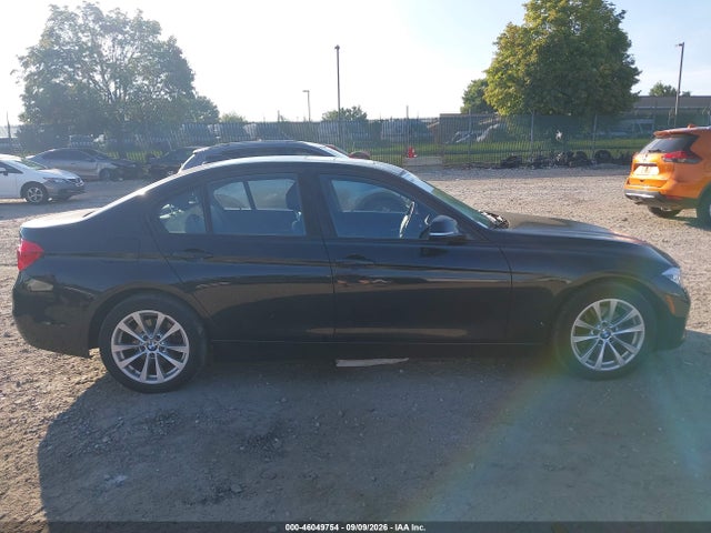 46049754 :رقم المزاد ، WBA8E5G50JNV02673 vin ، 2018 Bmw 320i Xdrive مزاد بيع