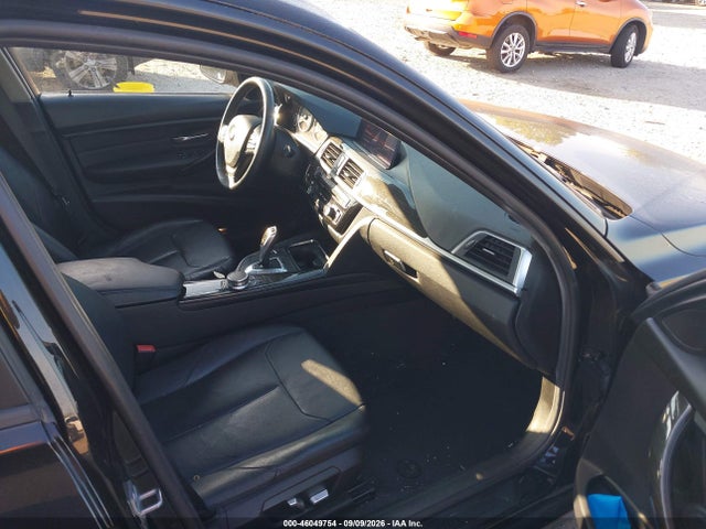 46049754 :رقم المزاد ، WBA8E5G50JNV02673 vin ، 2018 Bmw 320i Xdrive مزاد بيع