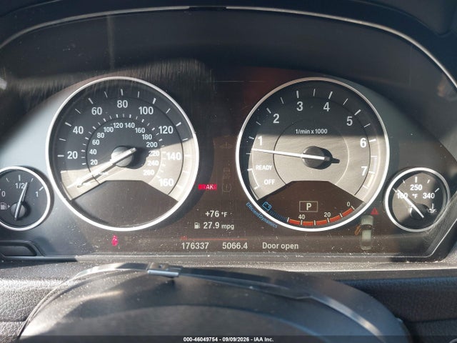 46049754 :رقم المزاد ، WBA8E5G50JNV02673 vin ، 2018 Bmw 320i Xdrive مزاد بيع