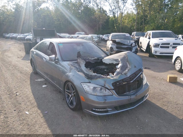 2013 Mercedes-benz S 550 4matic მანქანა იყიდება აუქციონზე, vin: WDDNG9EB7DA495853, აუქციონის ნომერი: 46049777