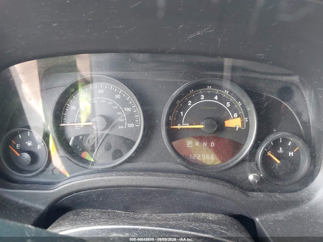 46049800 :رقم المزاد ، 1C4NJRFBXGD767566 vin ، 2016 Jeep Patriot Latitude مزاد بيع