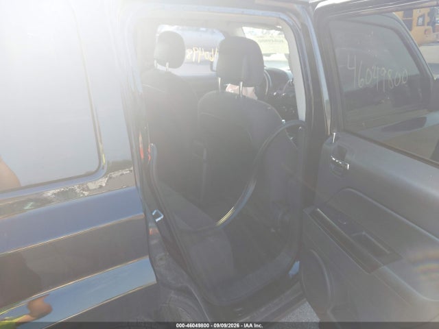 46049800 :رقم المزاد ، 1C4NJRFBXGD767566 vin ، 2016 Jeep Patriot Latitude مزاد بيع