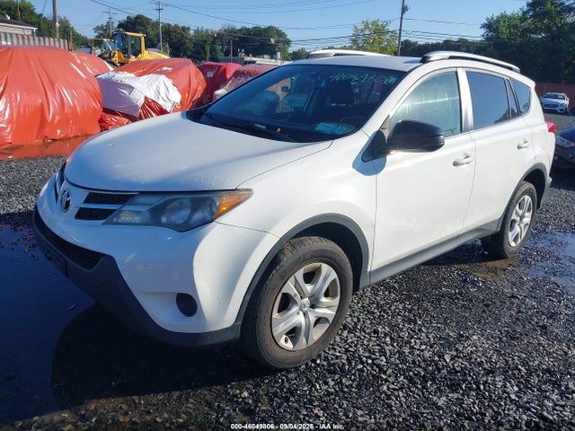 Aukcja sprzedaży 2015 Toyota Rav4 Le, vin: JTMBFREV5FD156214, numer aukcji: 46049806