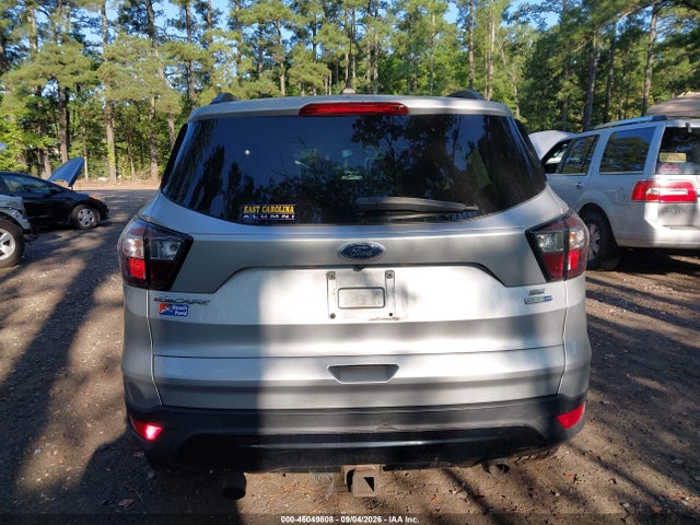 46049808 :رقم المزاد ، 1FMCU9GD8JUC67648 vin ، 2018 Ford Escape Se مزاد بيع