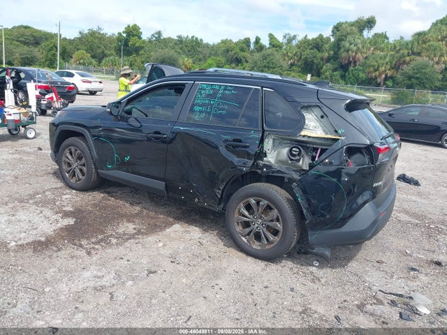 2023 Toyota Rav4 Hybrid Xle Premium მანქანა იყიდება აუქციონზე, vin: JTMB6RFV2PD099342, აუქციონის ნომერი: 46049811