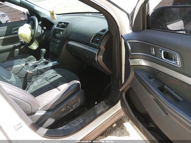 46049819 :رقم المزاد ، 1FM5K8D89JGC24449 vin ، 2018 Ford Explorer Xlt مزاد بيع