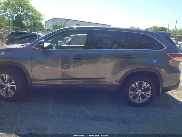 46049837 :رقم المزاد ، 5TDBKRFH5ES005882 vin ، 2014 Toyota Highlander Le Plus V6 مزاد بيع