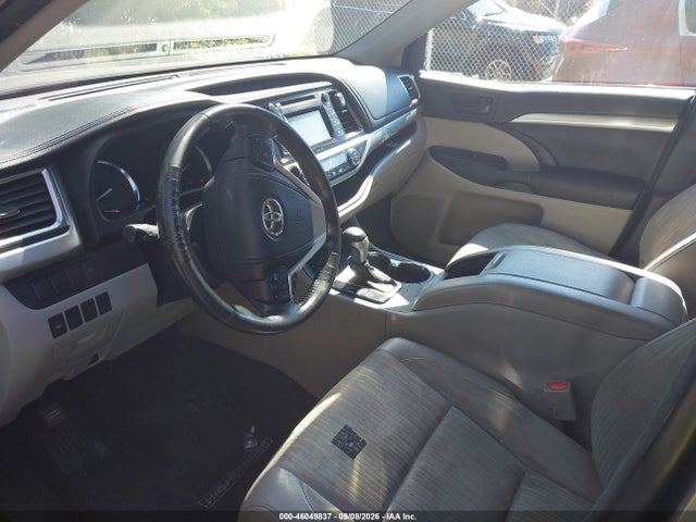 46049837 :رقم المزاد ، 5TDBKRFH5ES005882 vin ، 2014 Toyota Highlander Le Plus V6 مزاد بيع