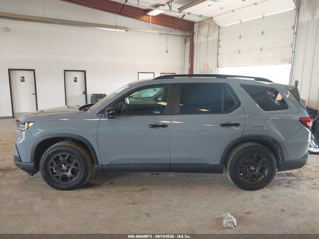 Продажа на аукционе авто 2025 Honda Pilot Trailsport, vin: 5FNYG1H60SB183675, номер лота: 46049873