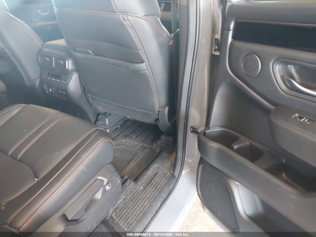 Продажа на аукционе авто 2025 Honda Pilot Trailsport, vin: 5FNYG1H60SB183675, номер лота: 46049873