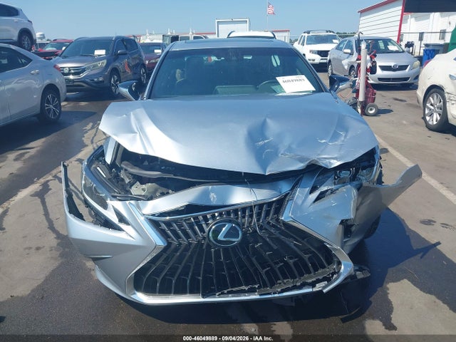 46049889 :رقم المزاد ، 58ADZ1B17SU207715 vin ، 2025 Lexus Es 350 مزاد بيع