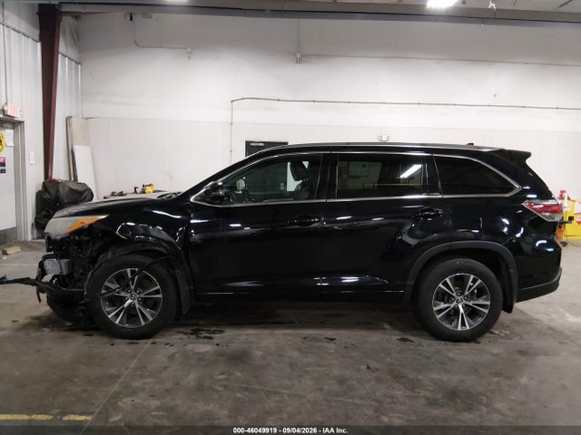 46049919 :رقم المزاد ، 5TDJKRFHXGS297074 vin ، 2016 Toyota Highlander Xle V6 مزاد بيع
