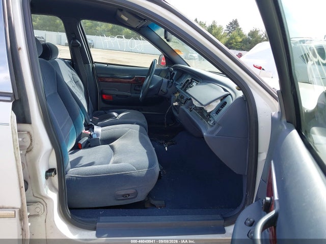 Продажа на аукционе авто 2001 Mercury Grand Marquis Ls, vin: 2MEFM75W71X634251, номер лота: 46049941