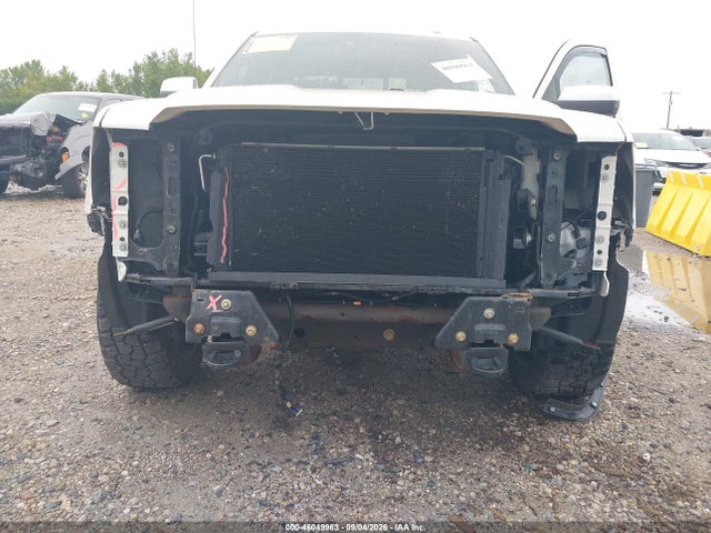 46049963 :رقم المزاد ، 3GTU2WEC4FG410693 vin ، 2015 Gmc Sierra 1500 Denali مزاد بيع