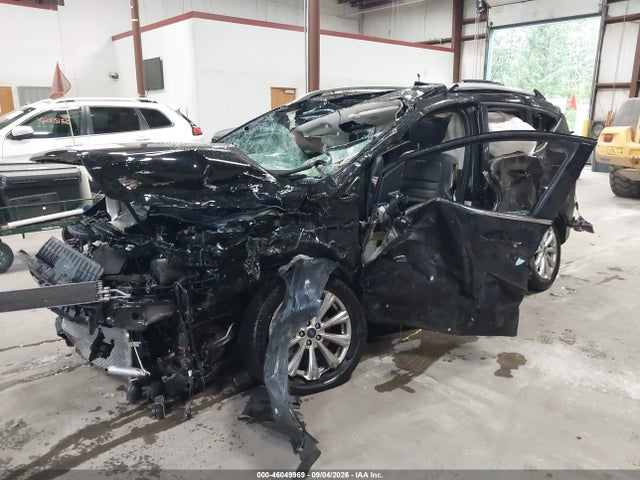 Продаж на аукціоні авто 2017 Ford Escape Titanium, vin: 1FMCU9J93HUD05785, номер лоту: 46049969