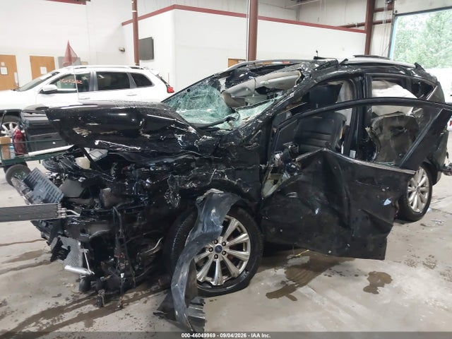 Продаж на аукціоні авто 2017 Ford Escape Titanium, vin: 1FMCU9J93HUD05785, номер лоту: 46049969
