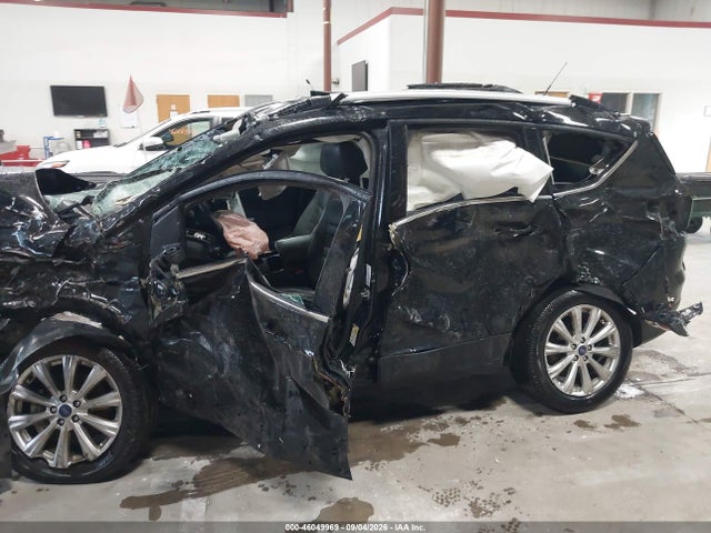 Продаж на аукціоні авто 2017 Ford Escape Titanium, vin: 1FMCU9J93HUD05785, номер лоту: 46049969