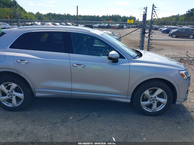 Продажа на аукционе авто 2020 Audi Q3 Premium Plus 45 Tfsi Quattro Tiptronic, vin: WA1BECF3XL1058509, номер лота: 46050019