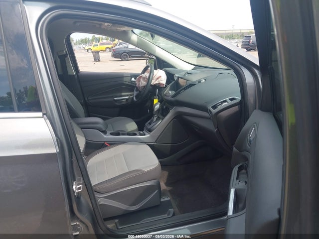 2014 Ford Escape Se მანქანა იყიდება აუქციონზე, vin: 1FMCU0GX1EUC42151, აუქციონის ნომერი: 46050037