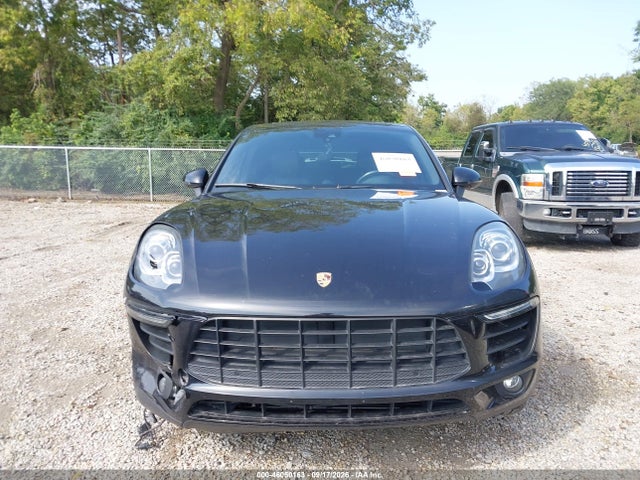 46050163 :رقم المزاد ، WP1AB2A50HLB10446 vin ، 2017 Porsche Macan S مزاد بيع