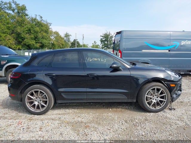 46050163 :رقم المزاد ، WP1AB2A50HLB10446 vin ، 2017 Porsche Macan S مزاد بيع