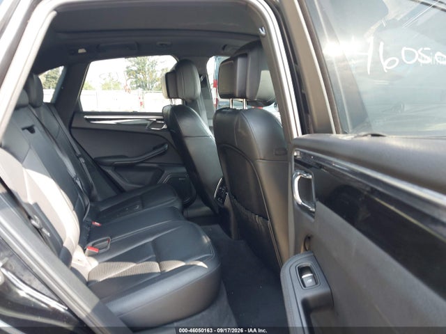 46050163 :رقم المزاد ، WP1AB2A50HLB10446 vin ، 2017 Porsche Macan S مزاد بيع