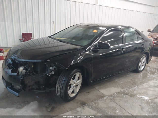 46050187 :رقم المزاد ، 4T1BF1FK0CU183740 vin ، 2012 Toyota Camry Se مزاد بيع