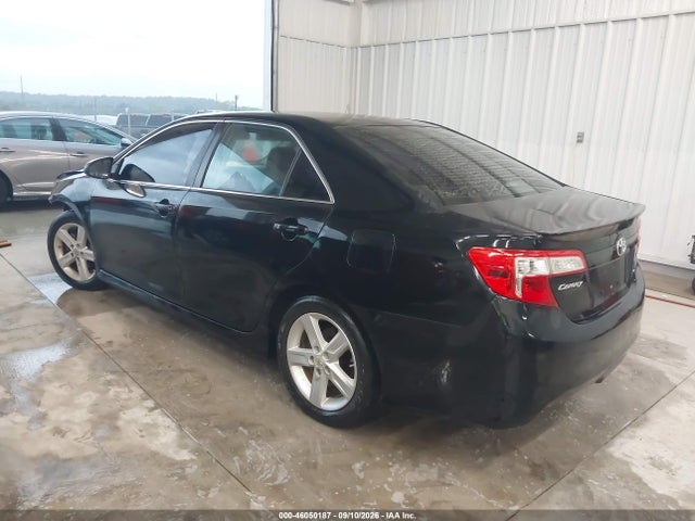 46050187 :رقم المزاد ، 4T1BF1FK0CU183740 vin ، 2012 Toyota Camry Se مزاد بيع