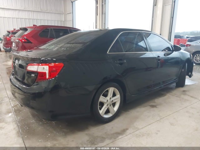 46050187 :رقم المزاد ، 4T1BF1FK0CU183740 vin ، 2012 Toyota Camry Se مزاد بيع
