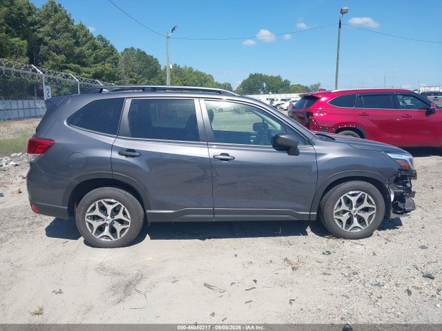 2021 Subaru Forester Premium მანქანა იყიდება აუქციონზე, vin: JF2SKAJC6MH493516, აუქციონის ნომერი: 46050217