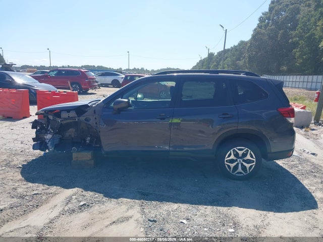 2021 Subaru Forester Premium მანქანა იყიდება აუქციონზე, vin: JF2SKAJC6MH493516, აუქციონის ნომერი: 46050217