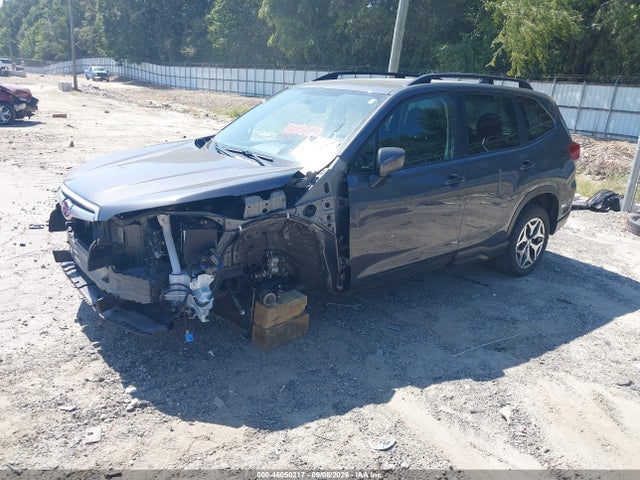 2021 Subaru Forester Premium მანქანა იყიდება აუქციონზე, vin: JF2SKAJC6MH493516, აუქციონის ნომერი: 46050217
