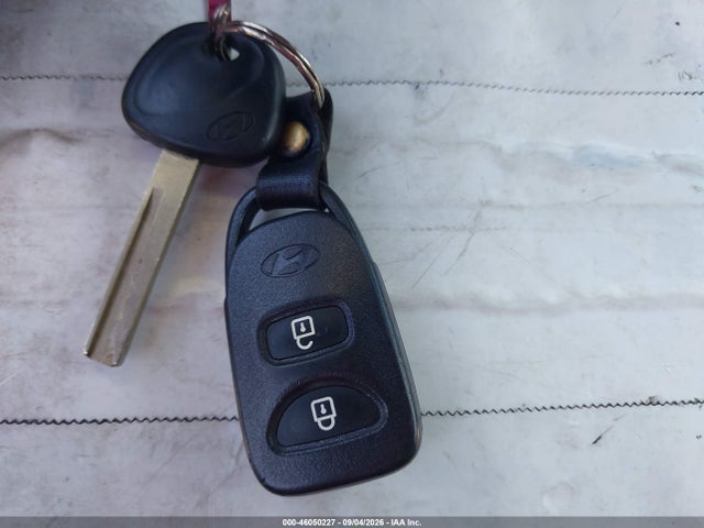 Hyundai ACCENT SE 2017 KMHCT4AE6HU213153 Image 11