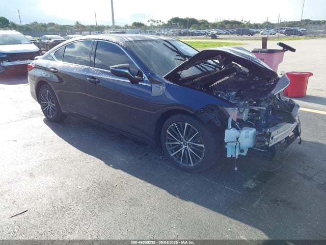 2025 Lexus Es 300h მანქანა იყიდება აუქციონზე, vin: 58ADA1C1XSU072669, აუქციონის ნომერი: 46050238